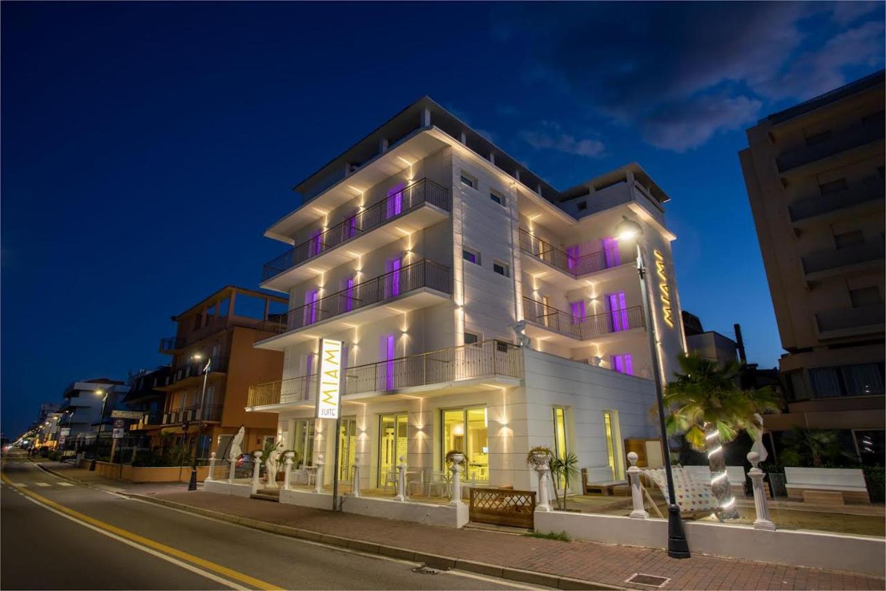 Miami Suite Hotel Bellaria-Igea Marina Eksteriør bilde